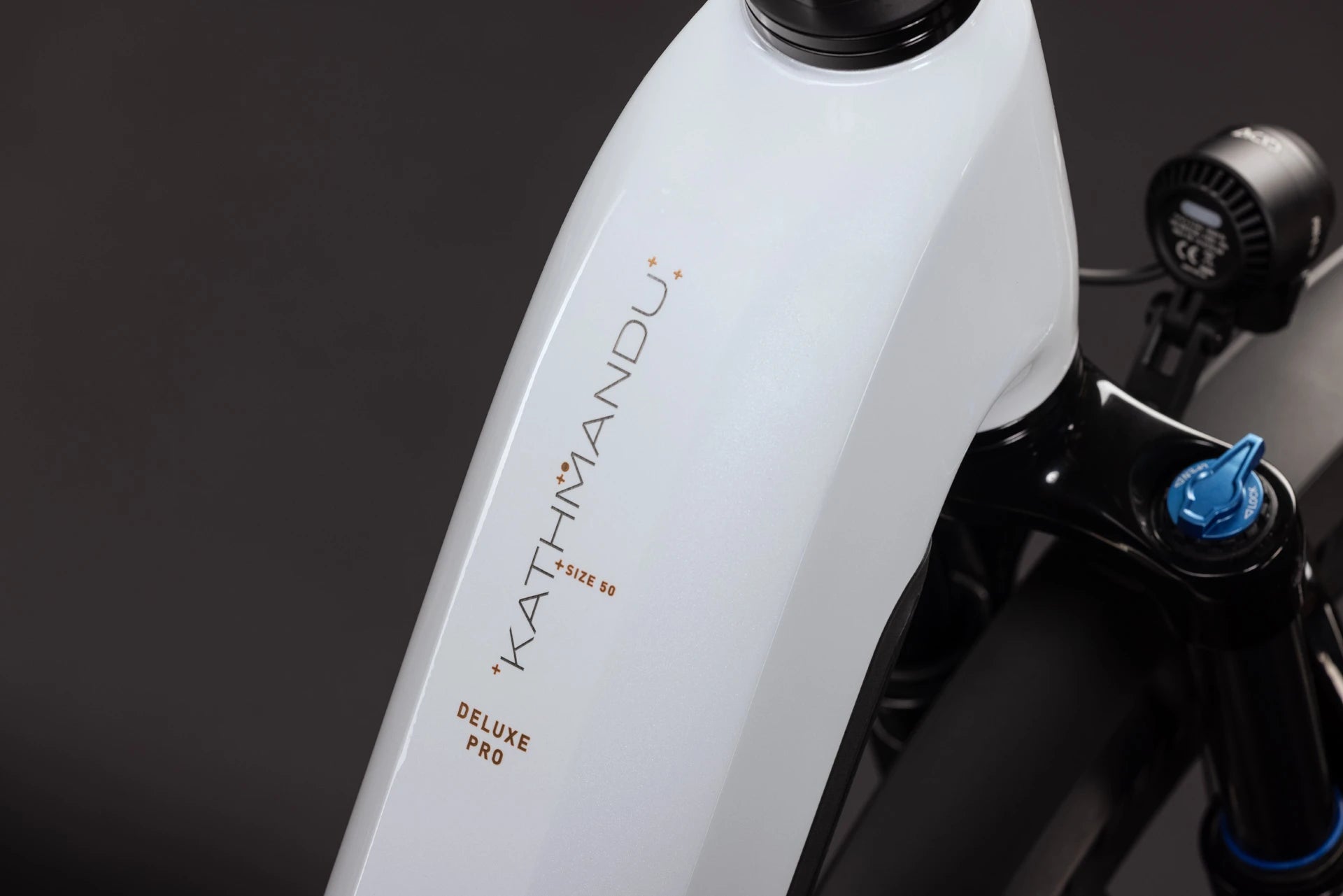 Cube Kathmandu Hybrid Deluxe Pro 800 metallicwhite´n´chrome EE 2027