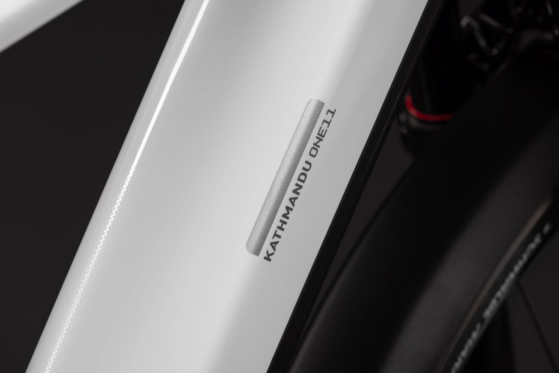 Cube Kathmandu Hybrid ONE11 HPC SLX 800 metallicwhite´n´prizm 2027