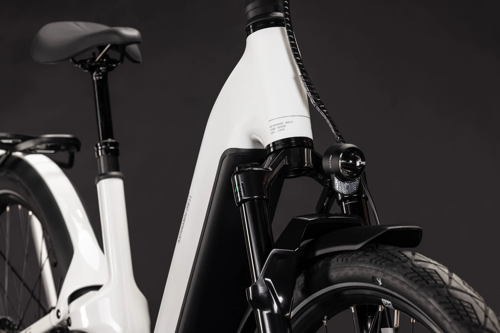 Cube Kathmandu Hybrid ONE11 HPC SLX 800 metallicwhite´n´prizm EE 2027