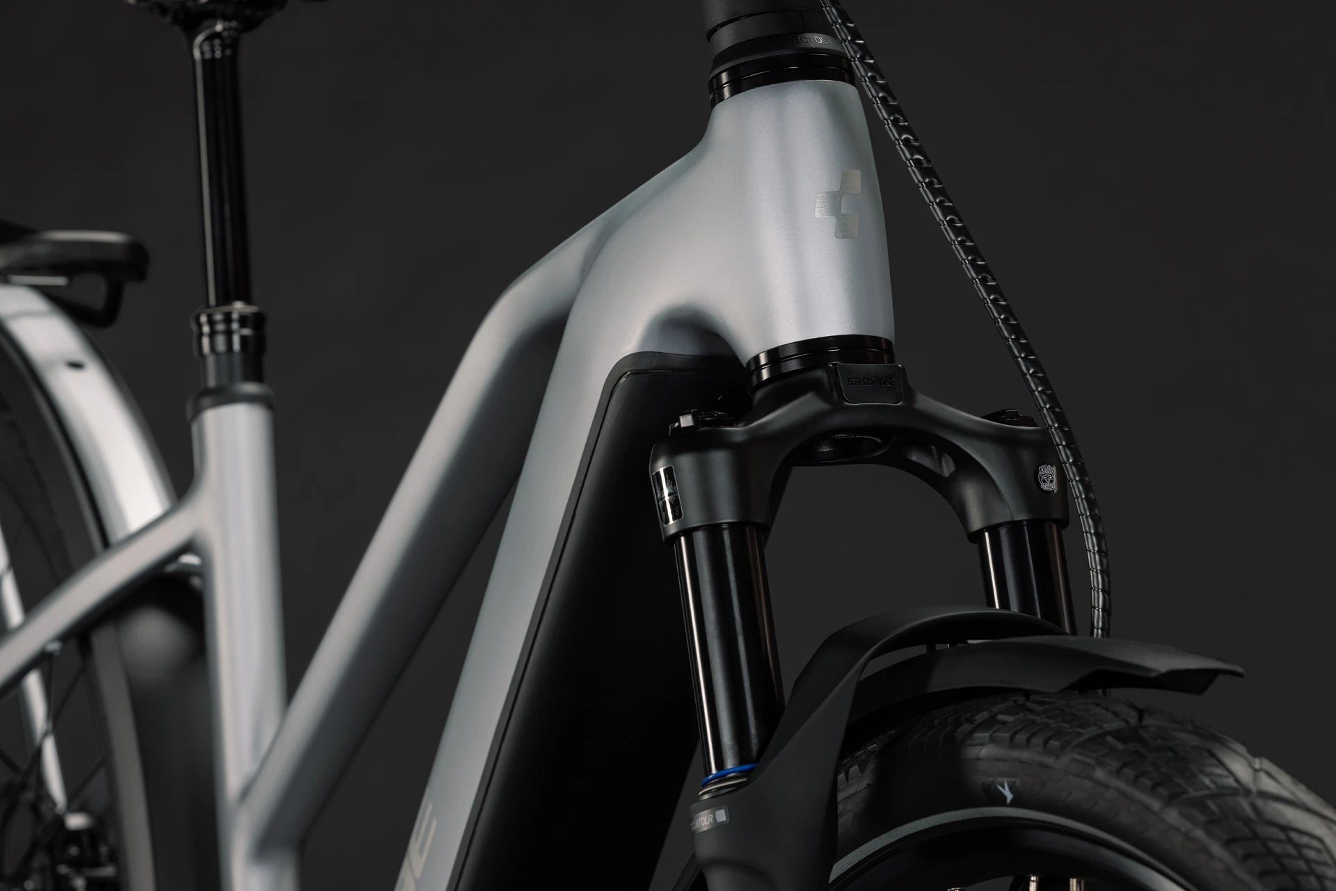 Cube Kathmandu Hybrid 45 800 slategrey´n´chrome Trapeze 2027