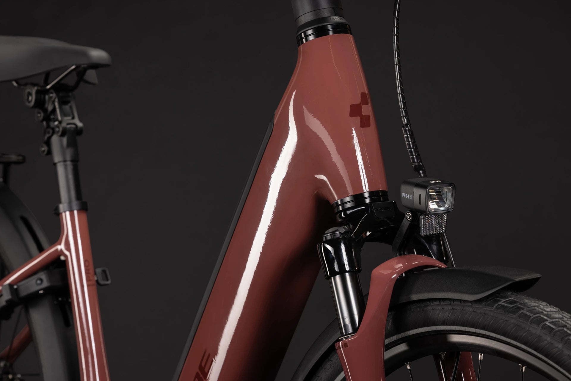 Cube Supreme Hybrid Comfort Pro 600 burgundy´n´claret EE 2027