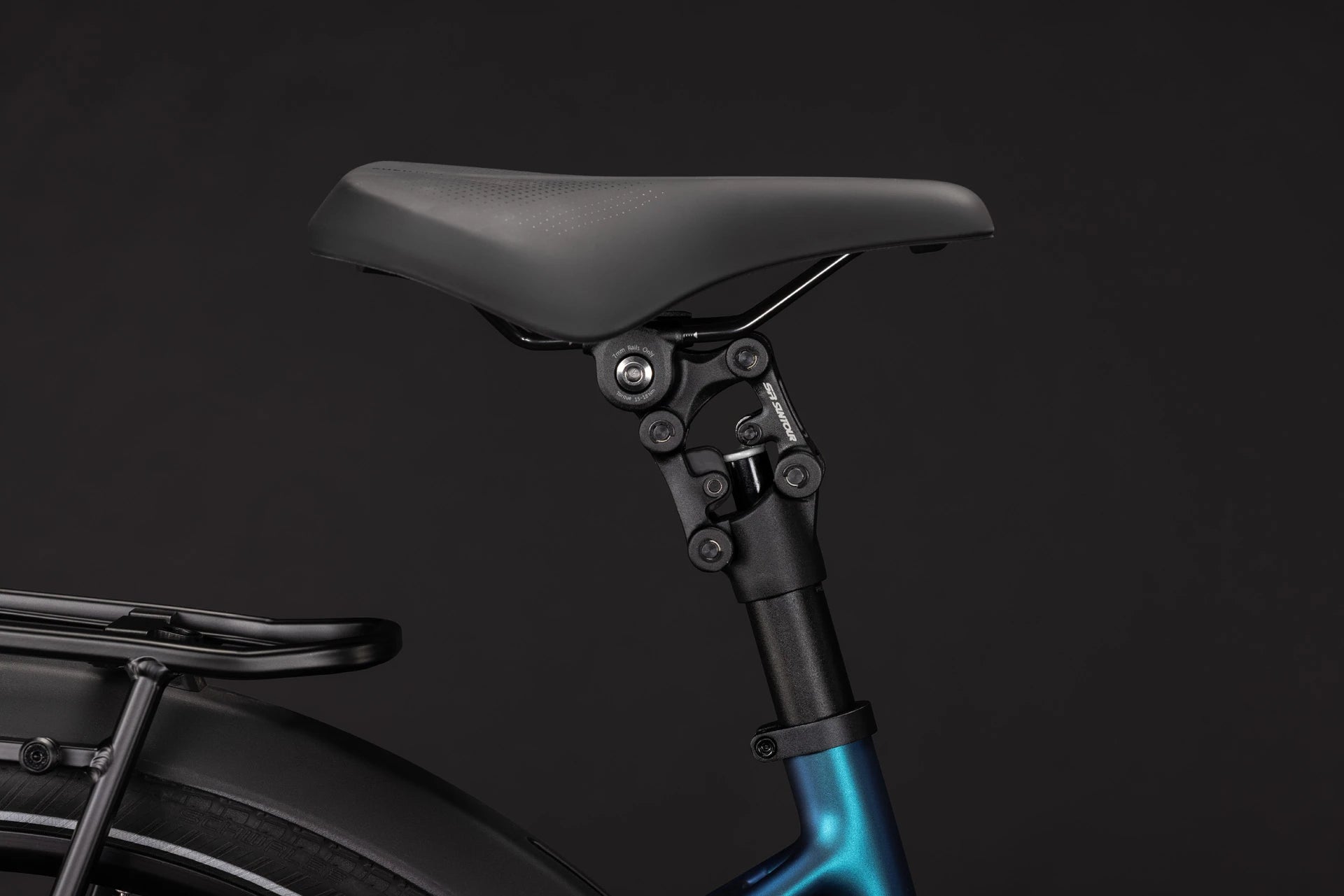 Cube Supreme Hybrid Deluxe Pro 600 nebula´n´blue EE 2027