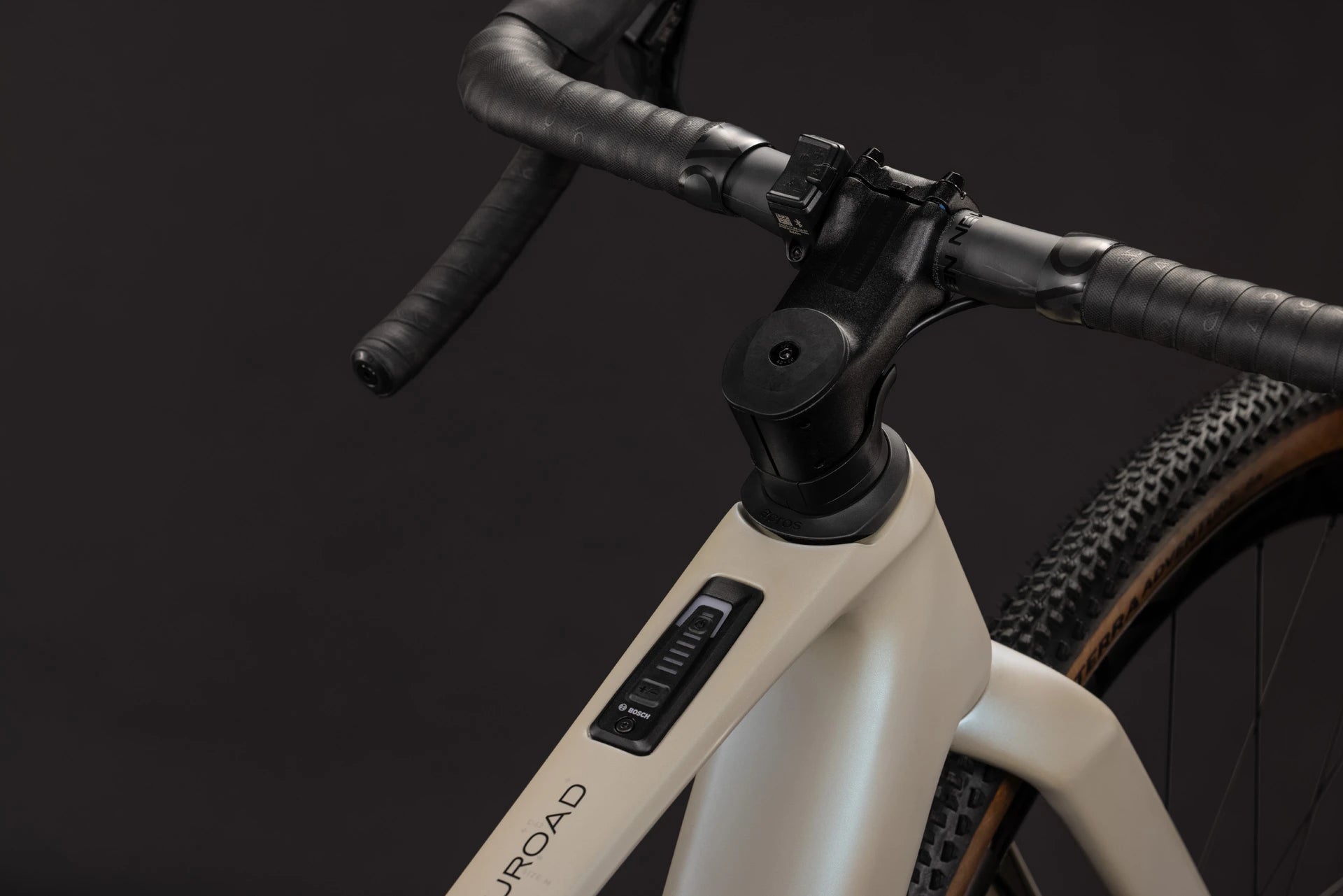 Cube Nuroad Hybrid C:62 SLX 400X glintsand´n´black 2027
