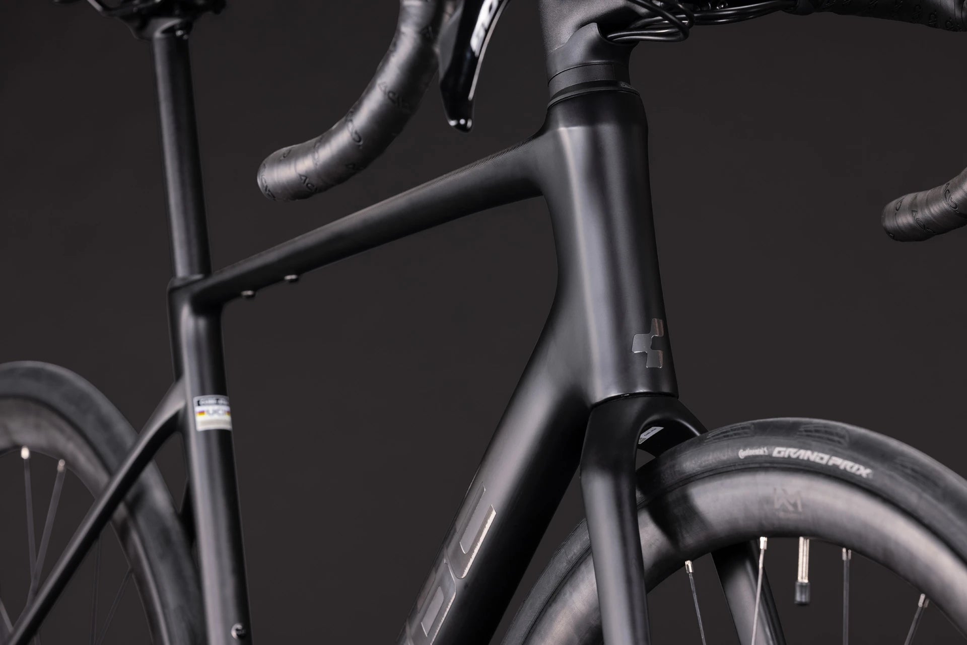 Cube Attain C:62 Race carbon´n´coalchrome 2027