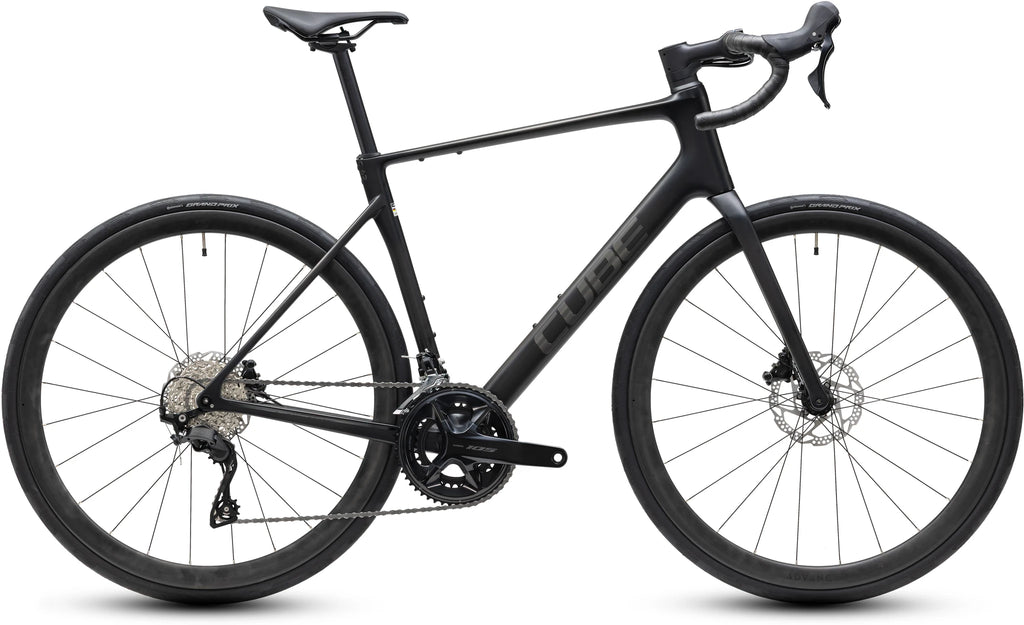 Cube Attain C:62 Race carbon´n´coalchrome 2027