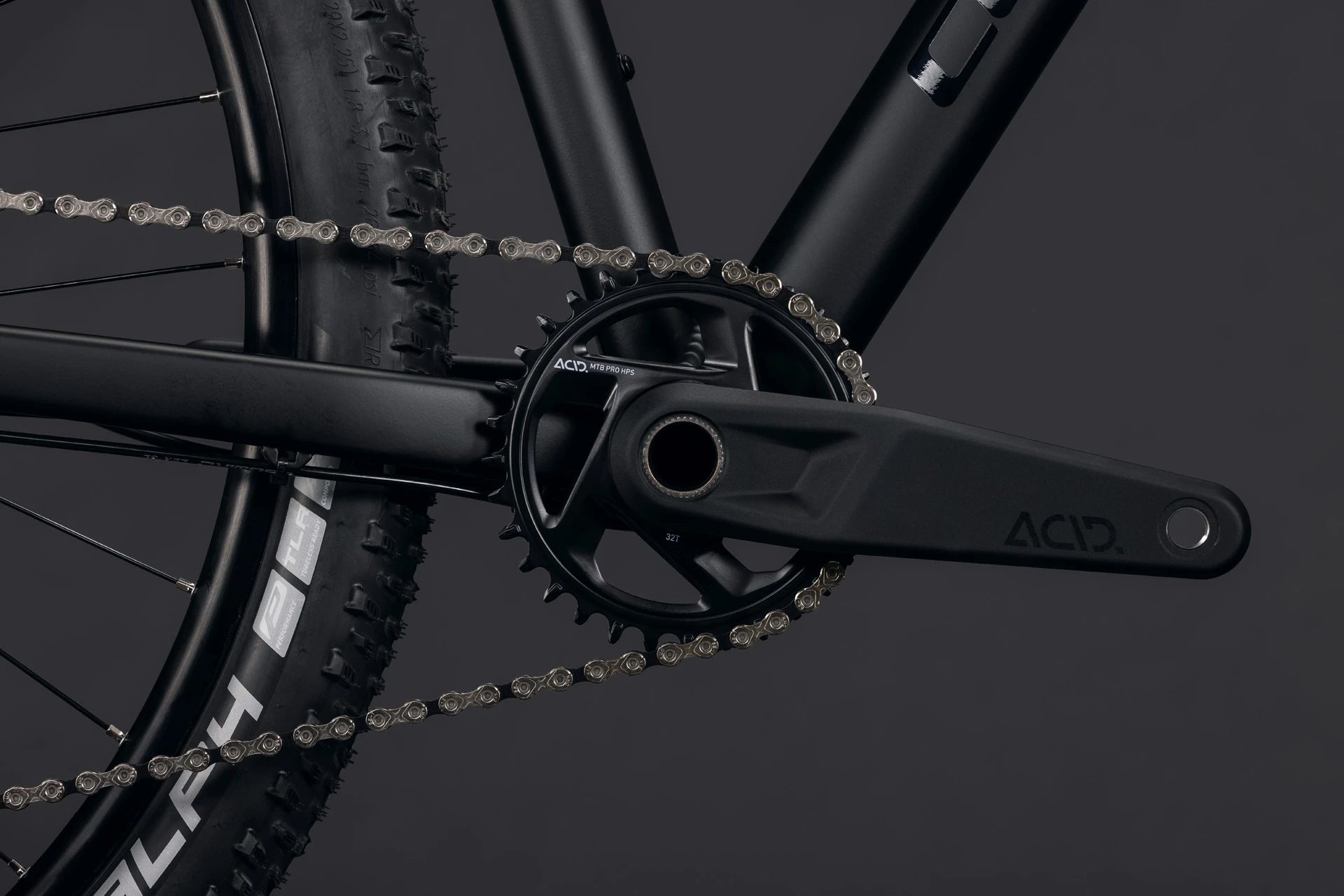 Cube Aim SLT soot´n´black 2027