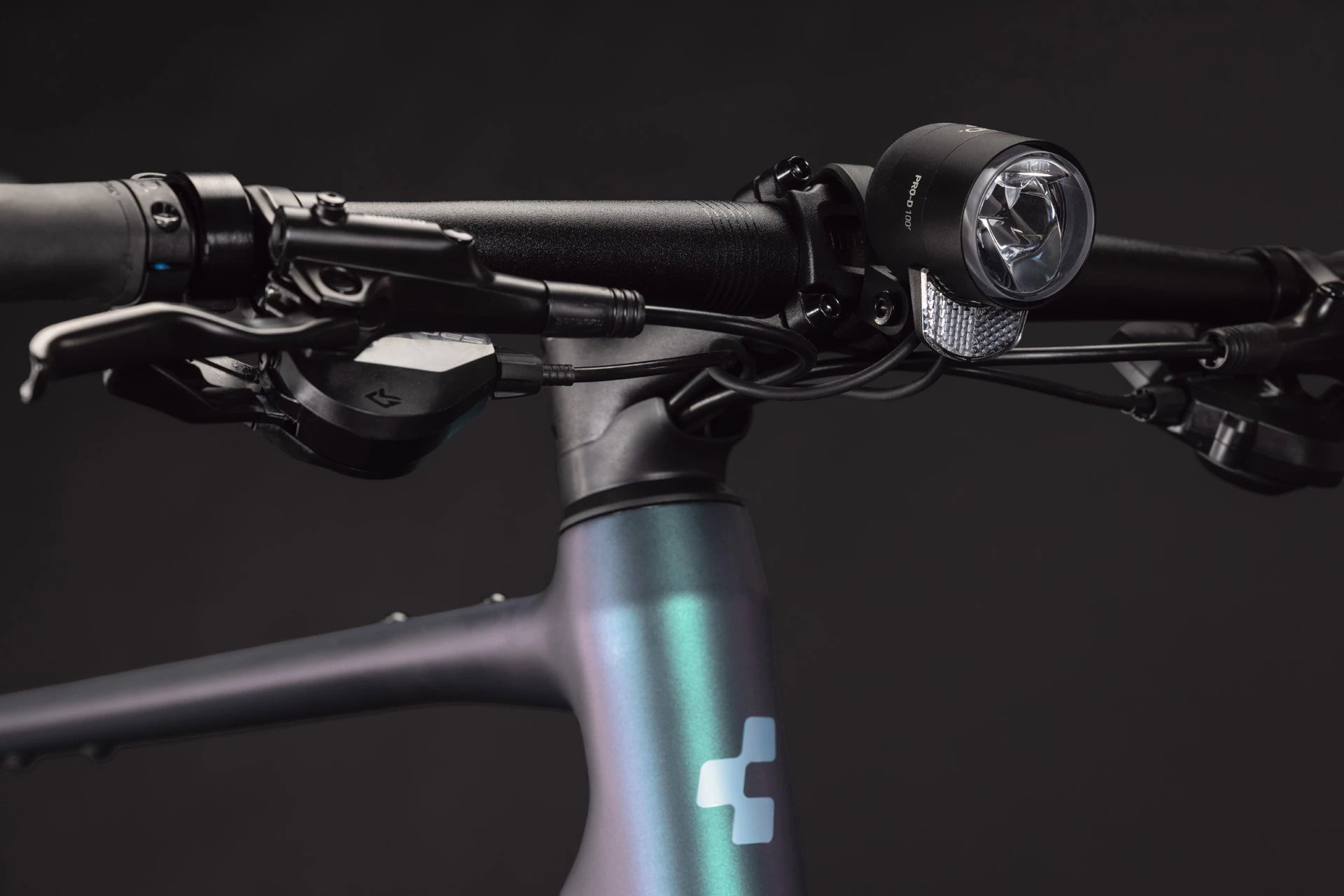 Cube Nulane Race FE smaragdgrey´n´prizm 2027