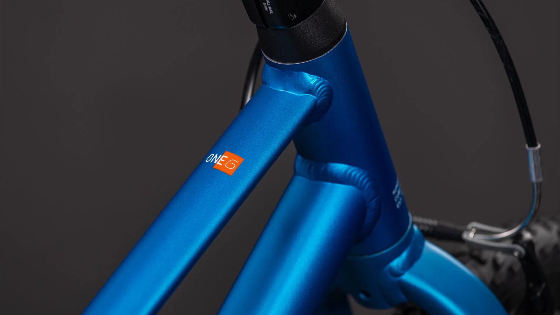 Cube Numove 160 topasblue´n´nebula 2027
