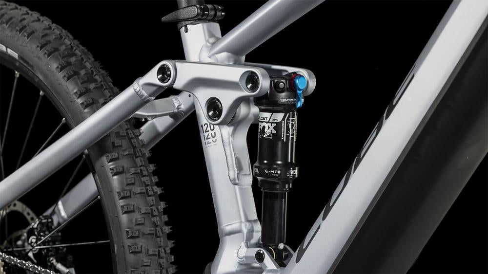 Cube Stereo Hybrid 120 Race 625 polarsilver´n´black