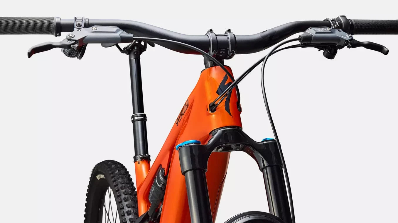 Specialized Levo 4 Comp Carbon ORGTNT/SILDST/DKNVY 2026