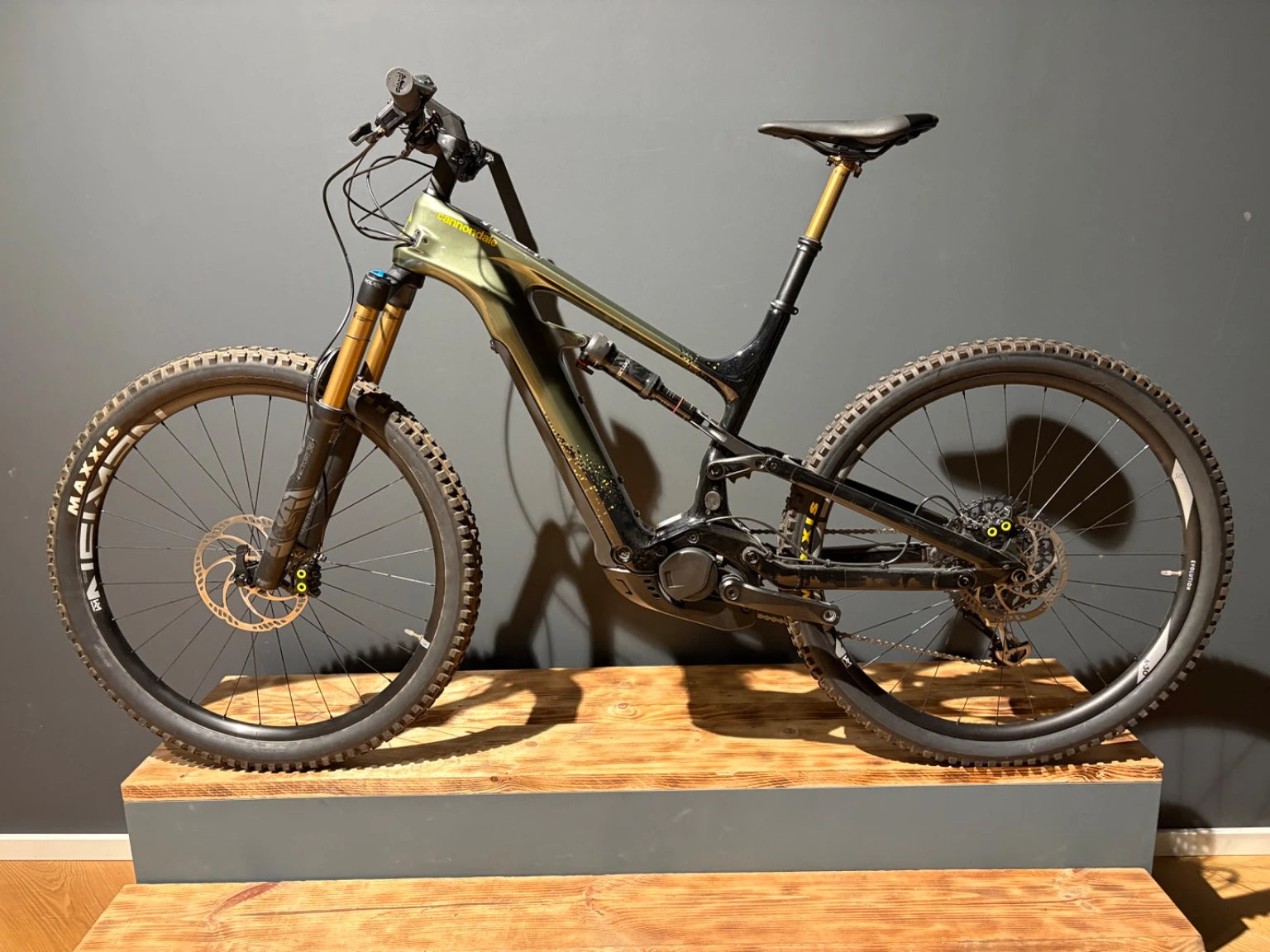 Cannondale Moterra 1 Mantis |&nbsp;E-MTB Enduro&nbsp;| B-Ware - Liquid-Life