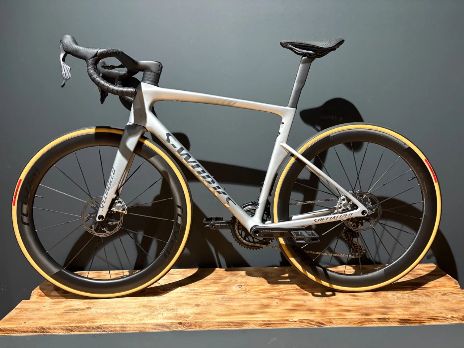 Specialized Tarmac SL9 SW AXS Satin Silver Dust / Gloss Chrome | B-Ware | 56 2027