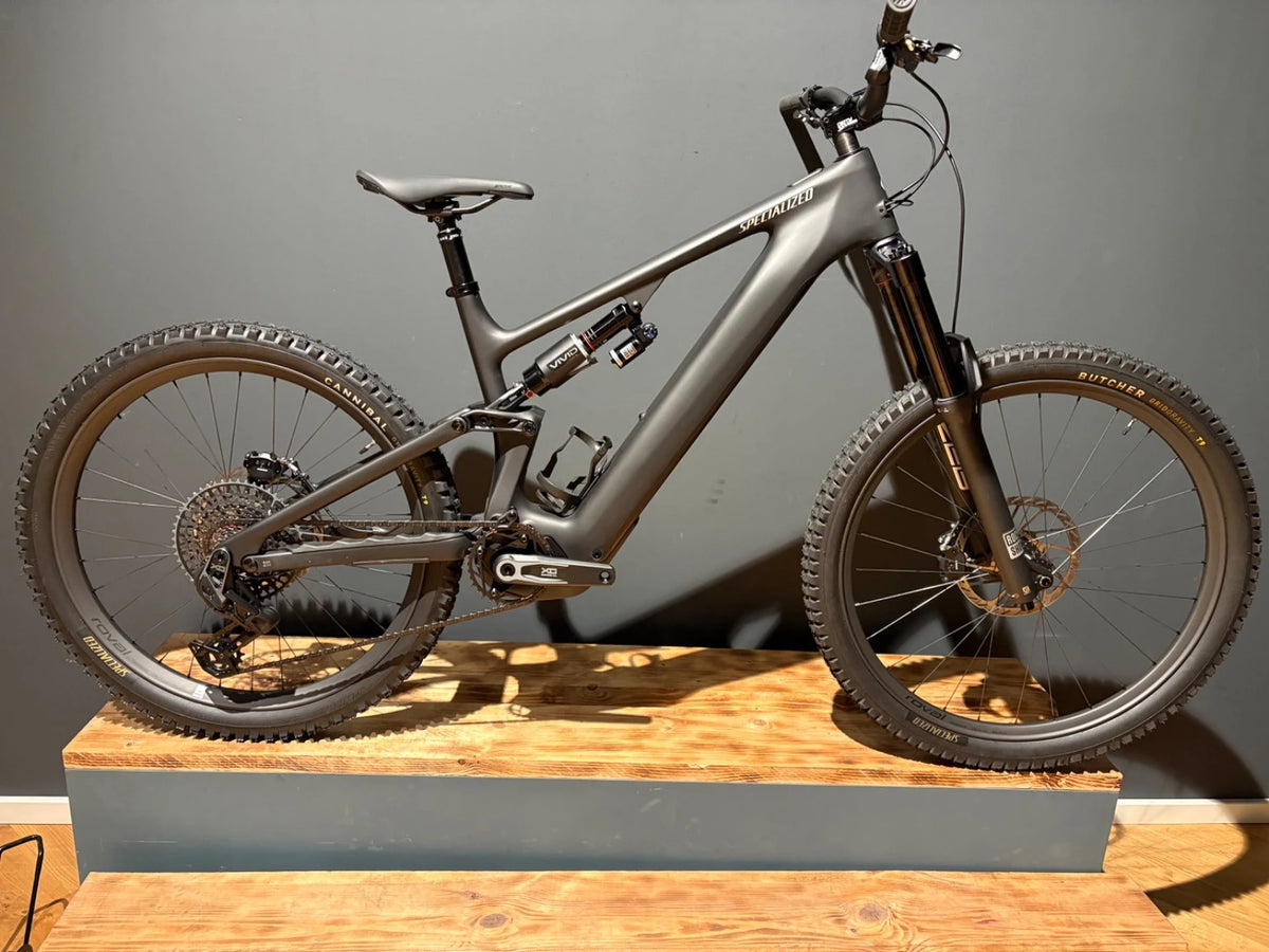 Specialized Turbo Levo 4 Evo Pro Satin Carbon / Dolomite 2027 | Gebrauchtrad | S5 - Liquid-Life