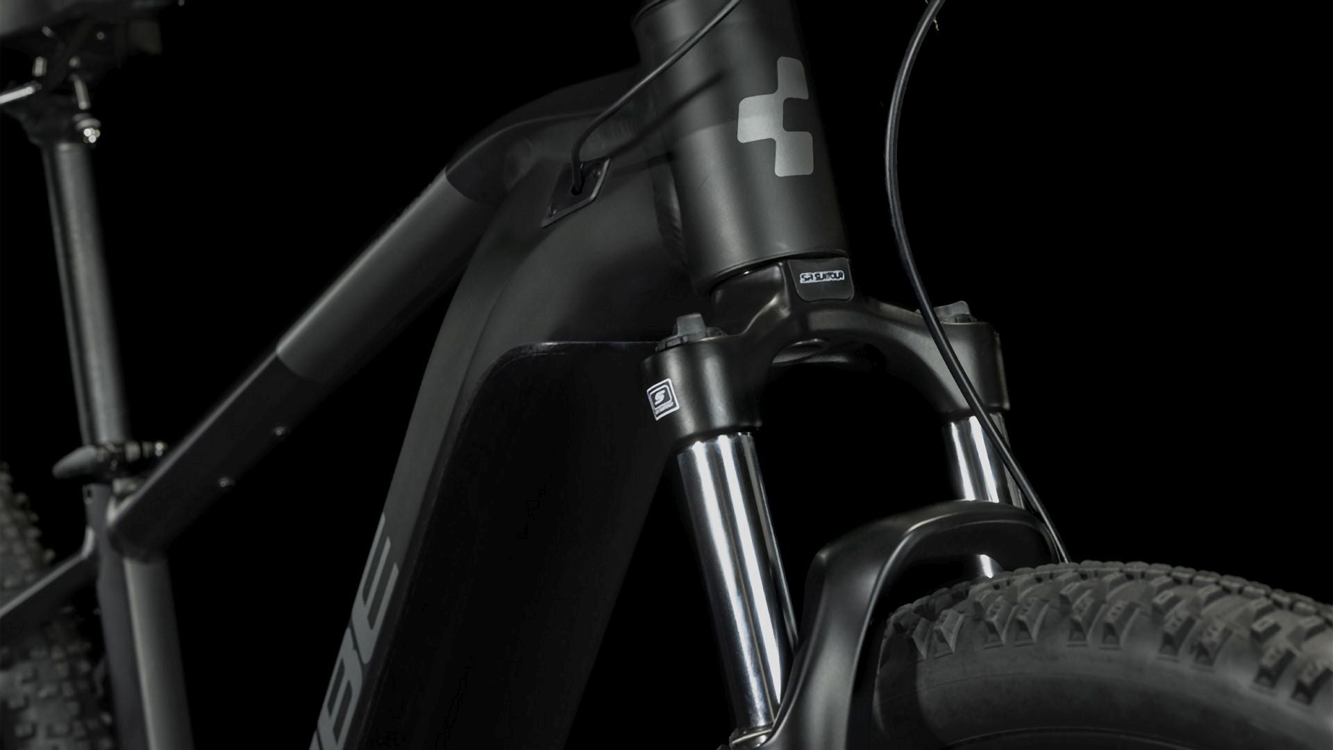 Cube Reaction Hybrid Performance 625 black´n´grey