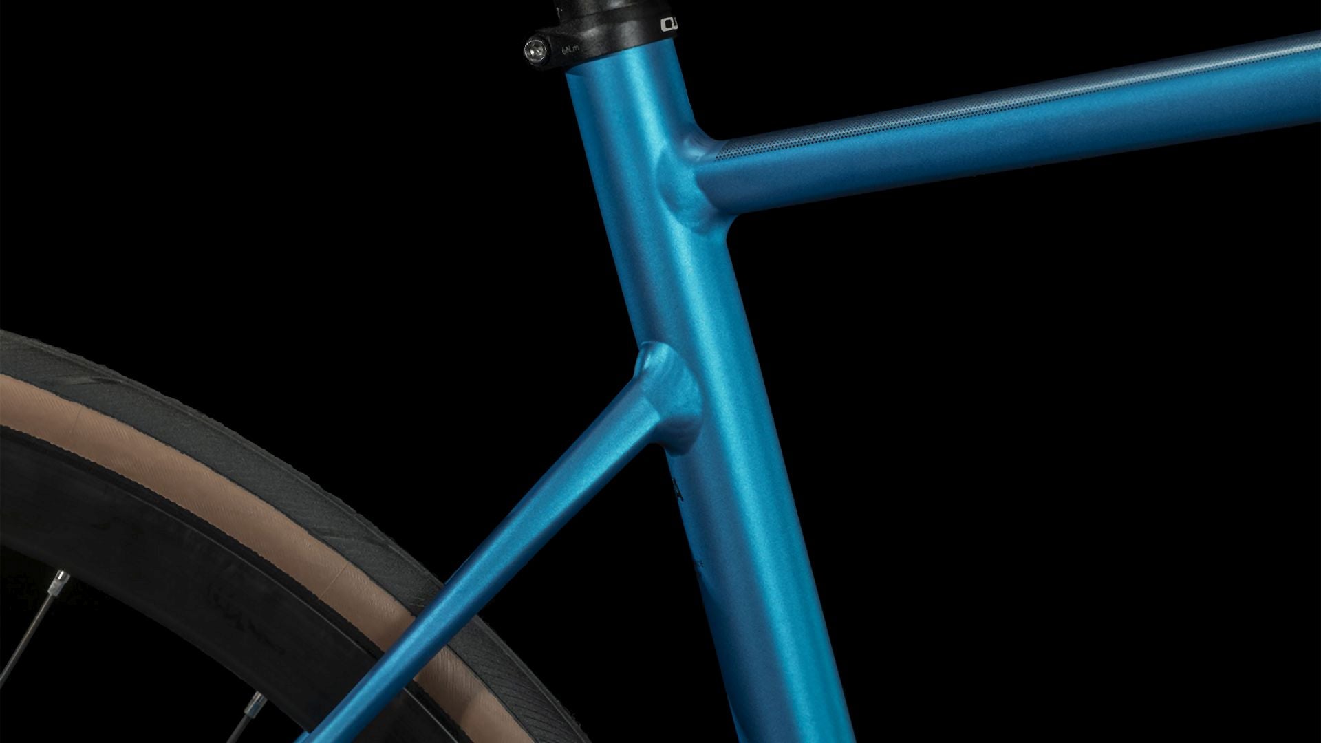 Cube Attain Race blue´n´spectral