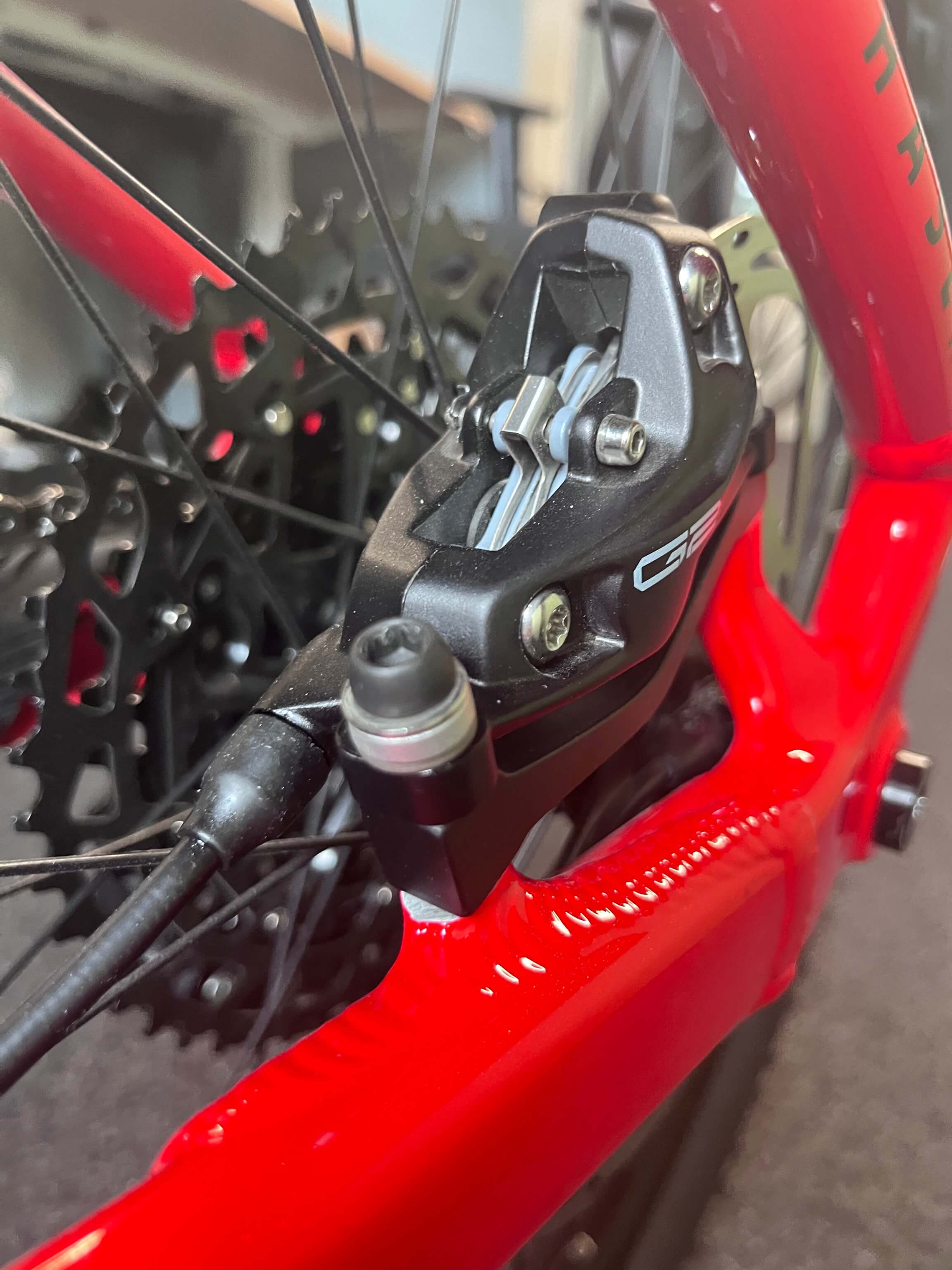 Mondraker Chaser 29 Flame Red | Abweichende Spezifikationen