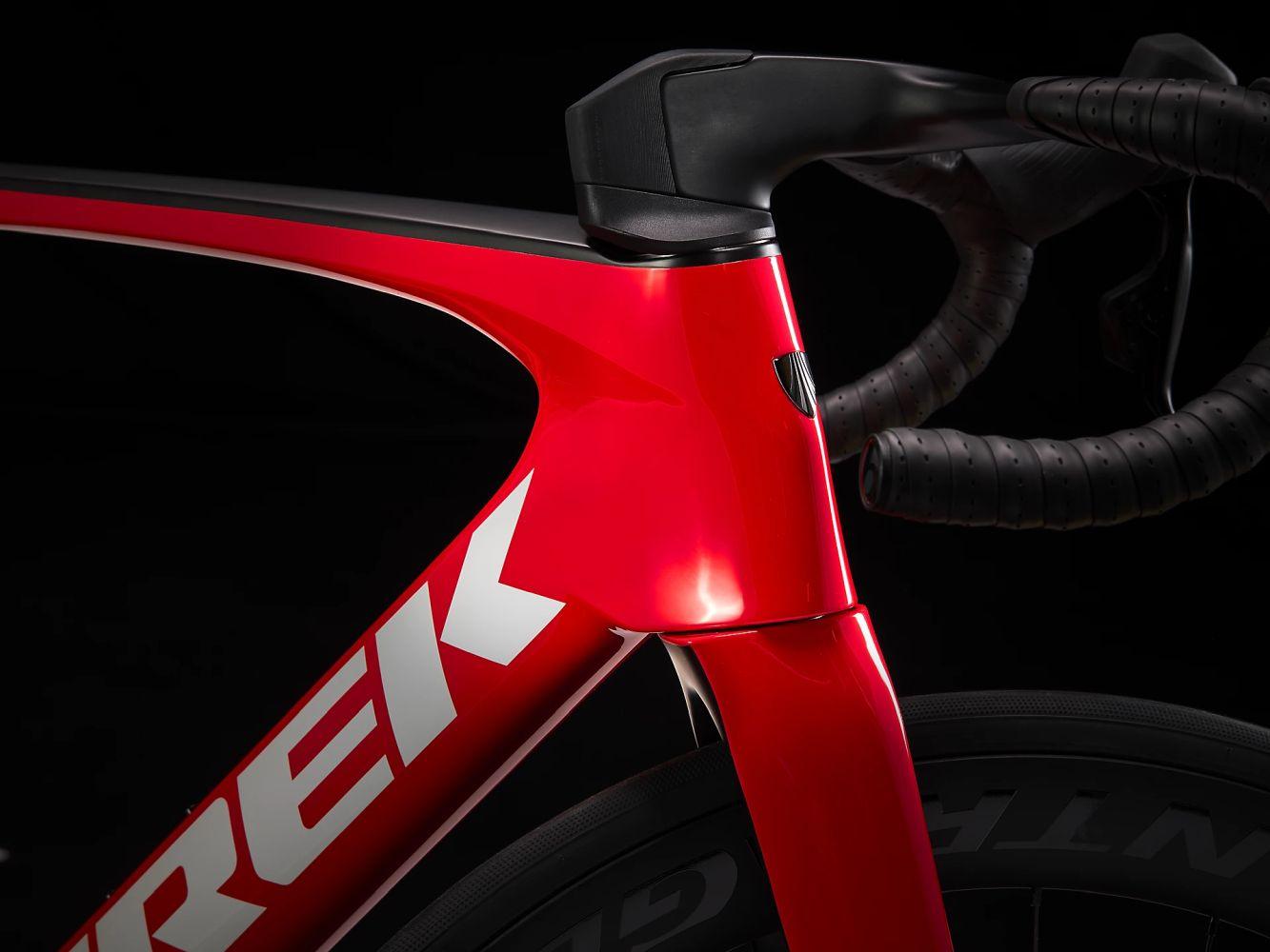 Trek Madone SLR 6 eTap Gen 7 Viper Red - Liquid-Life