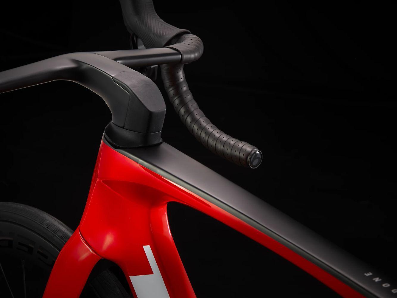 Trek Madone SLR 6 eTap Gen 7 Viper Red - Liquid-Life