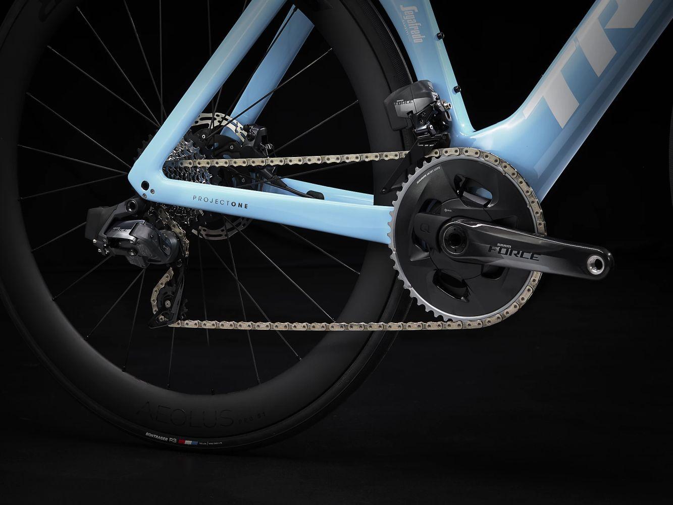 Trek Madone SLR 7 eTap Gen 7 Azure - Liquid-Life
