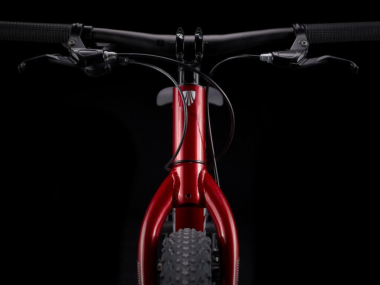 Trek Roscoe 20 Rage Red to Dnister Black Fade - Liquid-Life