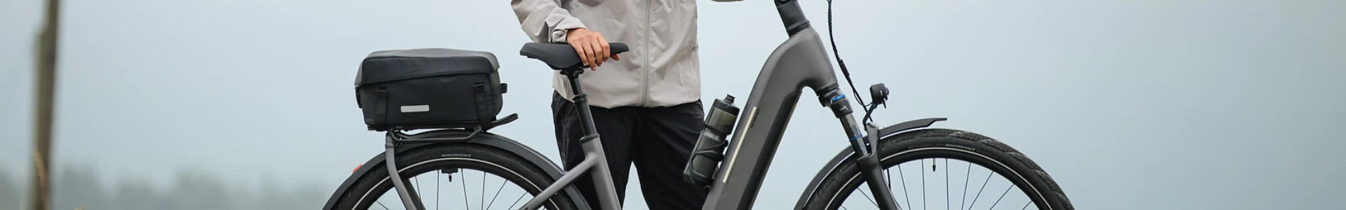 Trekking Ausrstung kaufen bei Liquid-Life.de Entdecke passende Teile, Ausrüstung Bekleidung und vieles mehr für dein E-Trekkingbike oder Trekkingbike